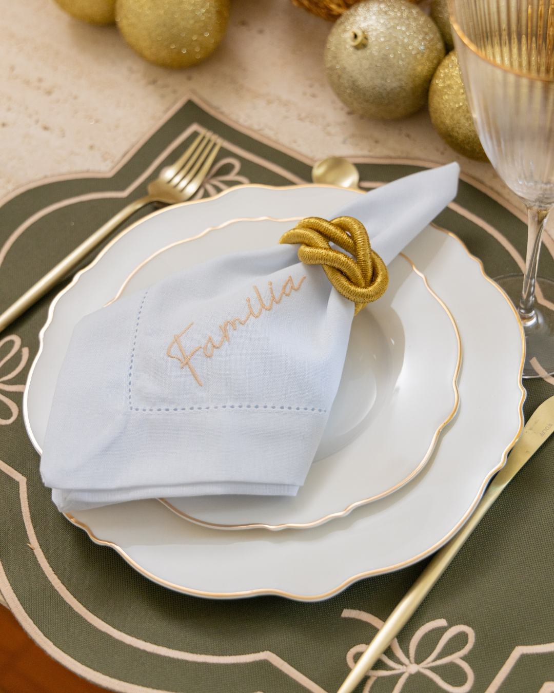 Conjunto 4 Peças Jogo Americano Impermeável Dupla Face Verde e Vinho Laço