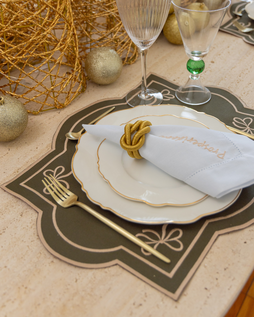 Conjunto 4 Peças Jogo Americano Impermeável Dupla Face Verde e Vinho Laço